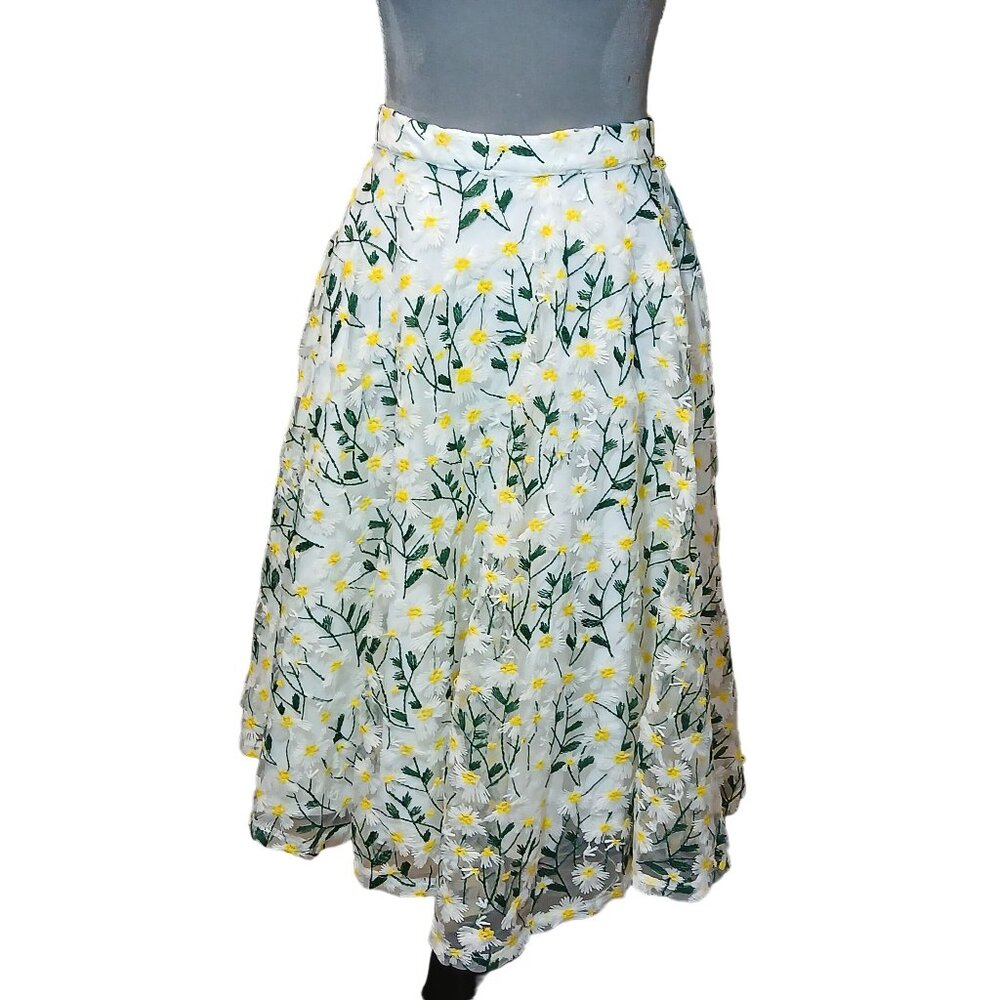 Magnolia Place Skirt Embroidered Daisy Floral Full Circle Tulle Lined Plus 3XL